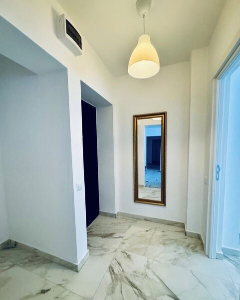 Titan, Piata Minis apartament 3 camere renovat complet