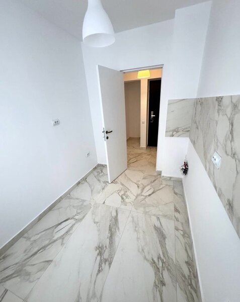 Titan, Piata Minis apartament 3 camere renovat complet